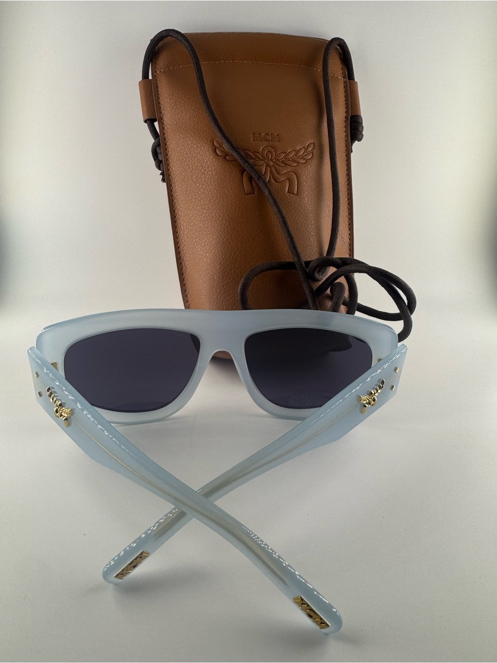 MCM Sunglasses and MCM Crossbody NWT Shiny Light Blue Smoke Authentic - Picture 4 of 9
